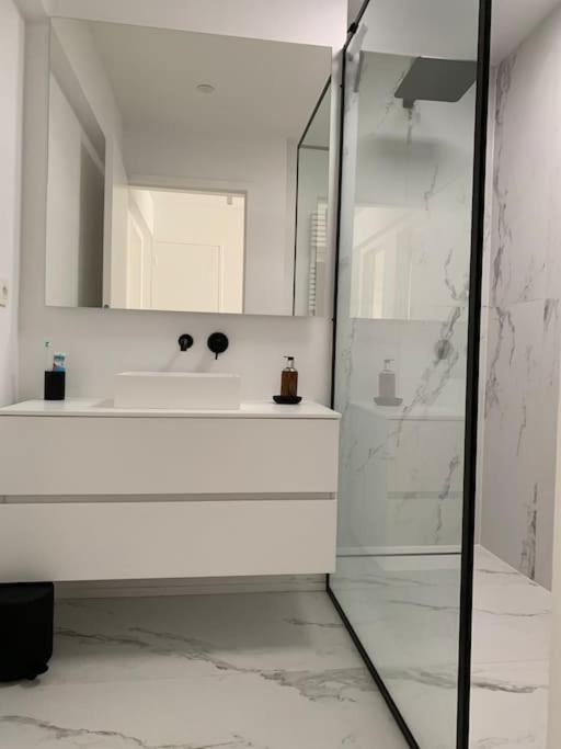 Beautiful Penthouse At 5Min Of Albert Place นอคเคอ-เฮสท์ ภายนอก รูปภาพ